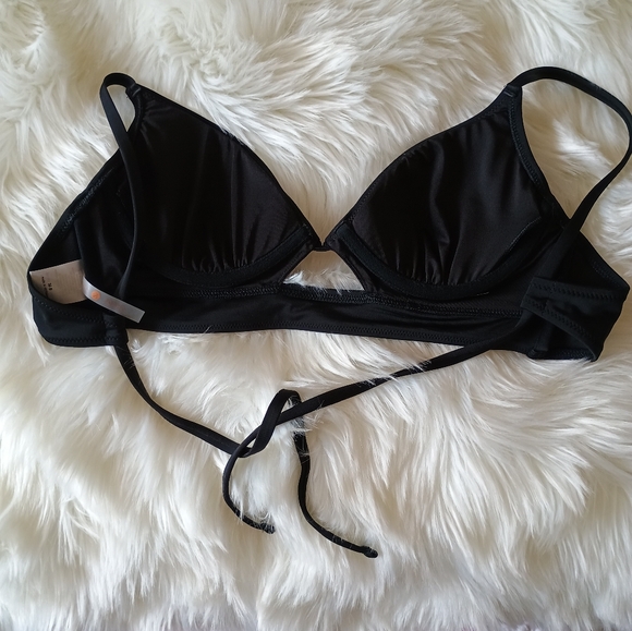 Cut Out Bikini Top - Picture 6 of 8